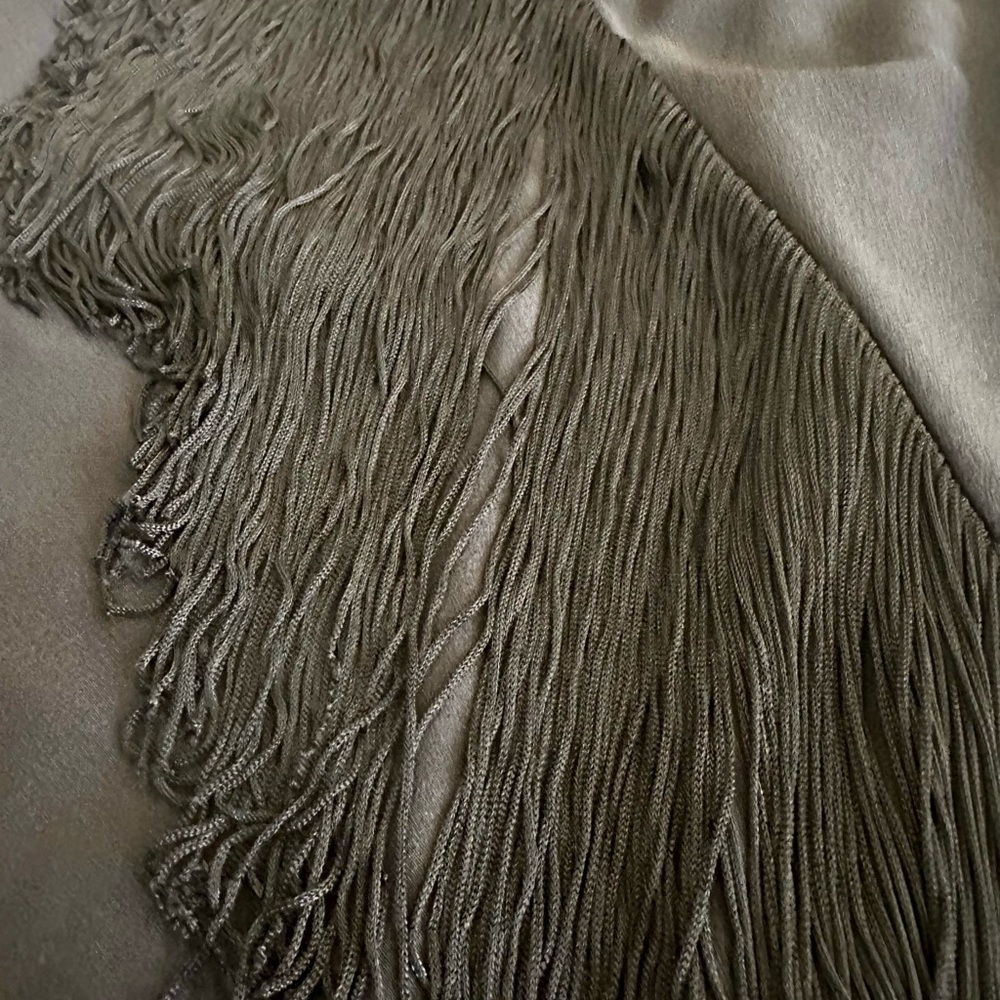 Trouvé Women’s Black Fringe‎ Top - Picture 5 of 6